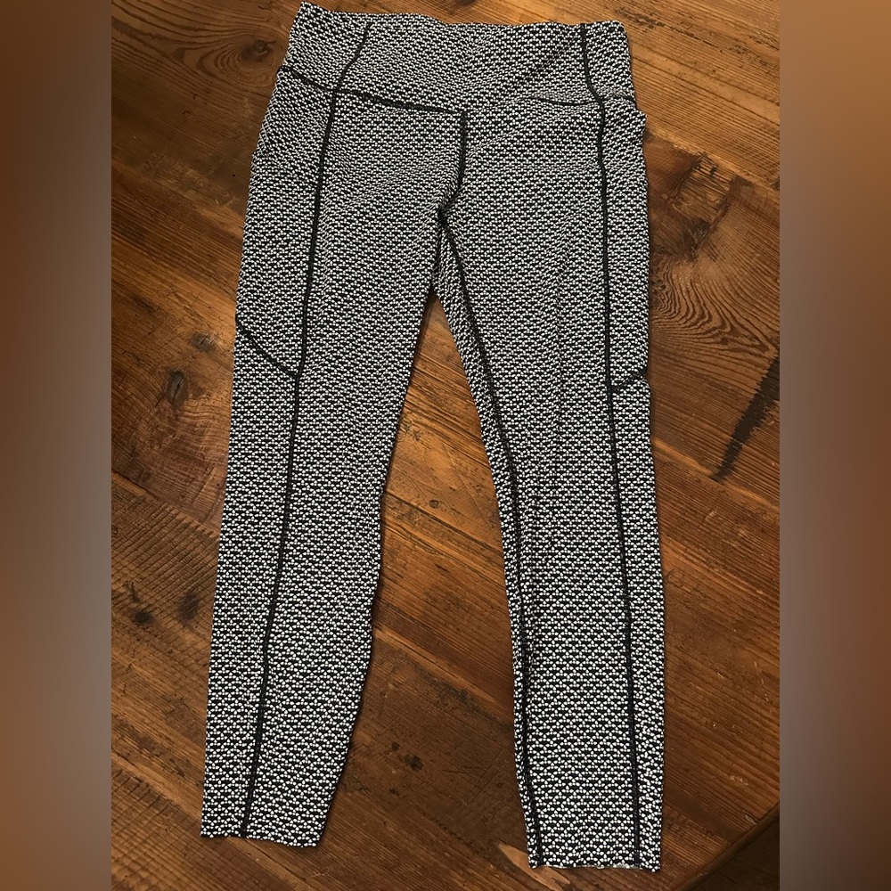 Lululemon Wunder Under High-Rise Leggings 28”